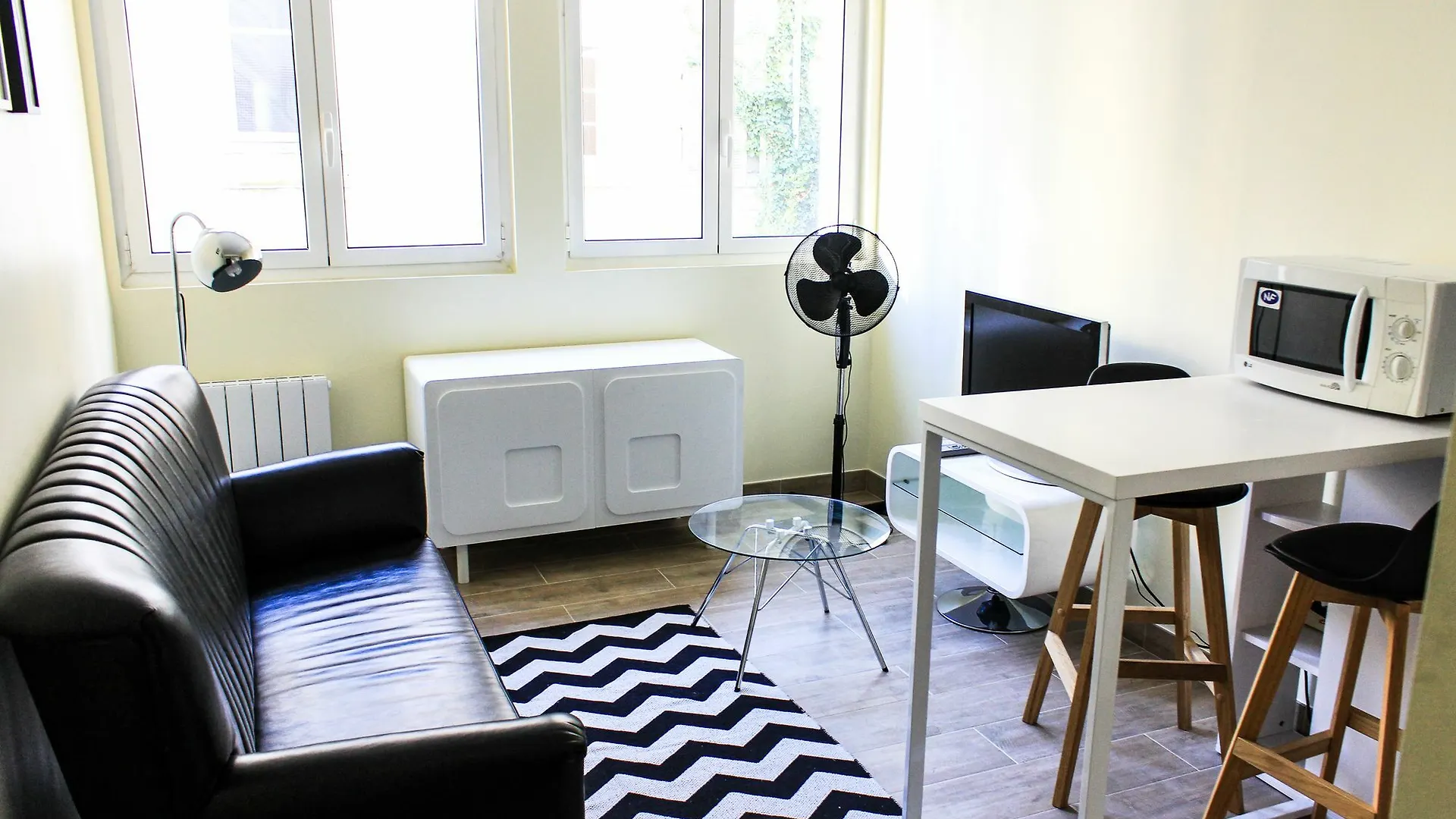 Bubble Apartment Nice